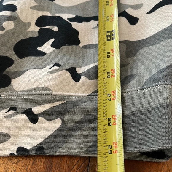 Camo Hoodie Sweatshirt Black Gray size 2X (has Company logo see photos) - Picture 10 of 16